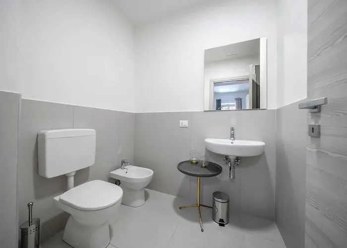 Apartment Rua Muro Piano Nobile Family